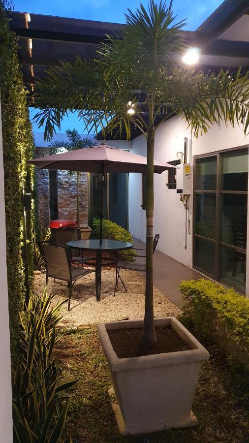 Casa Hector, Con Jacuzzi, Cerca Del Foro Gnp. Vila Mérida Exterior foto