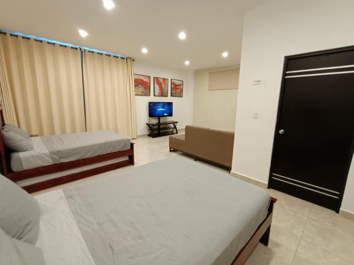 Casa Hector, Con Jacuzzi, Cerca Del Foro Gnp. Vila Mérida Exterior foto