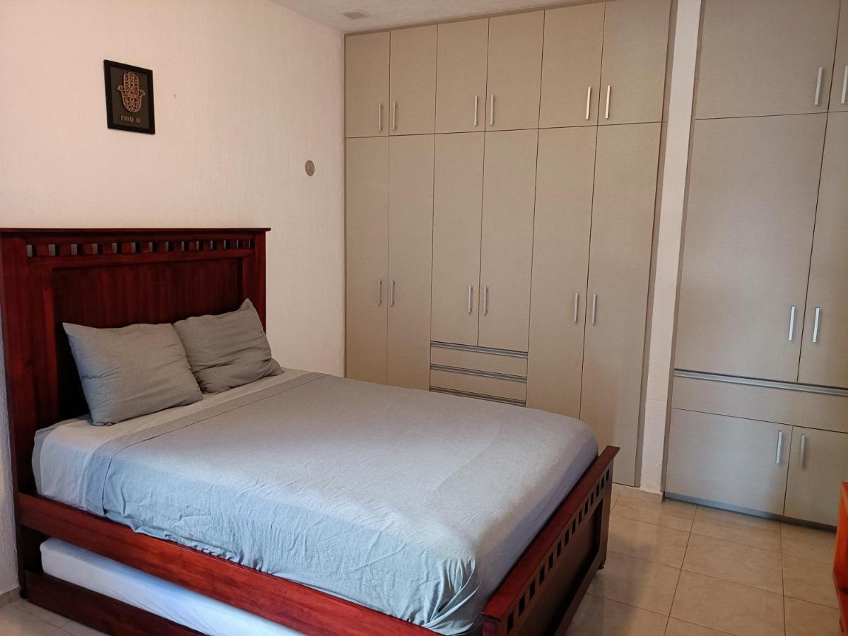 Casa Hector, Con Jacuzzi, Cerca Del Foro Gnp. Vila Mérida Exterior foto