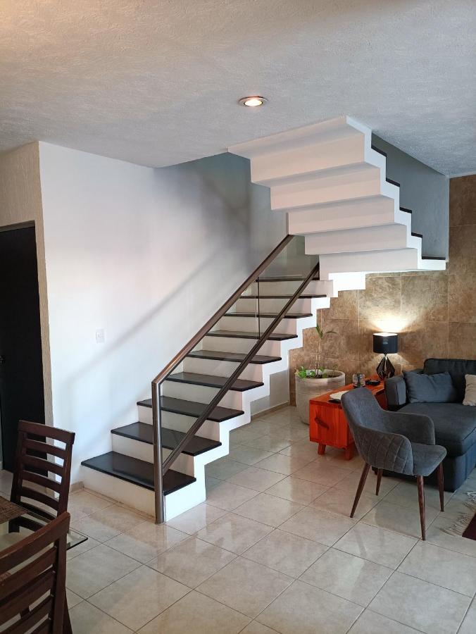 Casa Hector, Con Jacuzzi, Cerca Del Foro Gnp. Vila Mérida Exterior foto